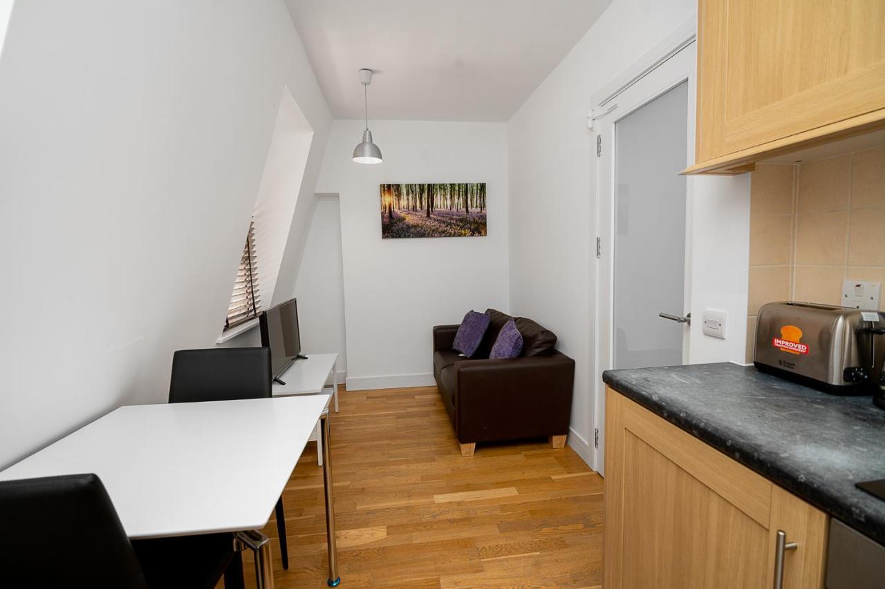 Modern 1 Bed Flat For Up To 2 People In Holborn, London With Free Wifi Apartment Exterior photo